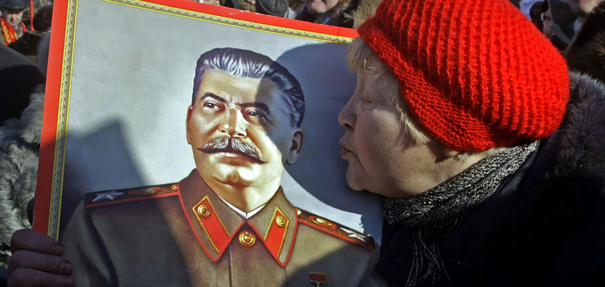 'Мы найдем на вас Сталина!' Нелепую речь дончанки высмеяли в сети