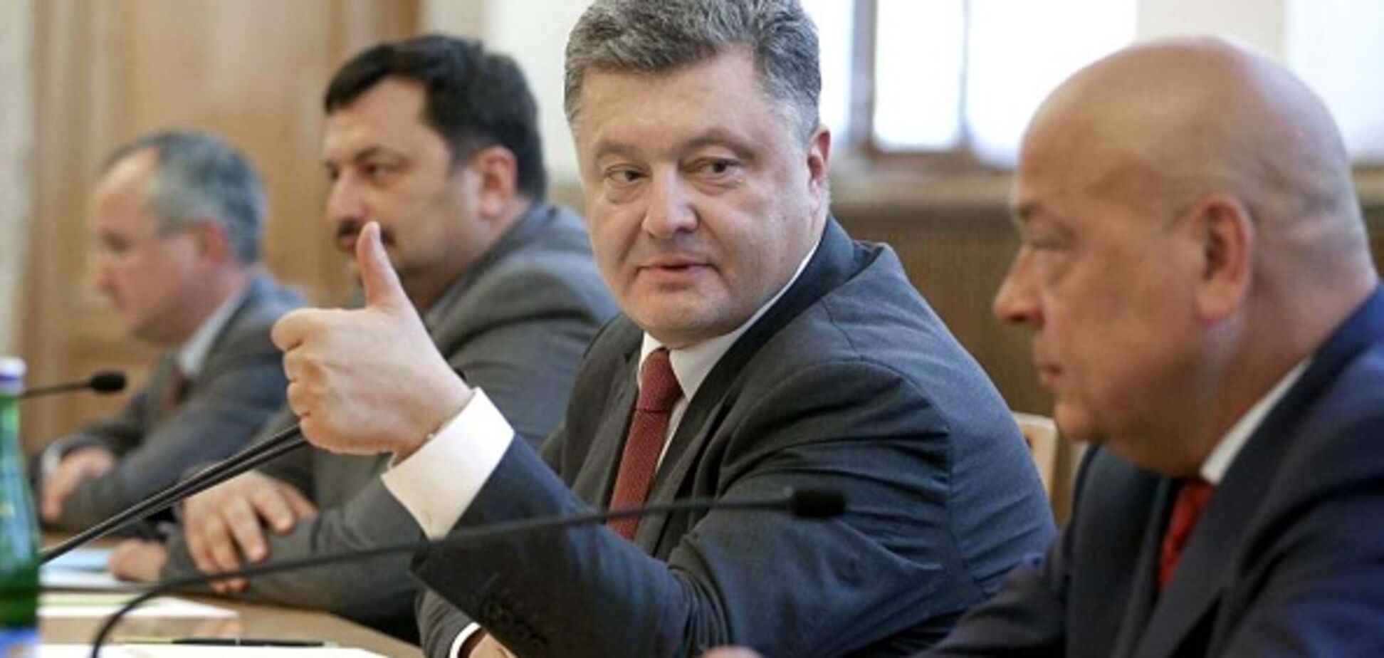 'Узнали о многом': советник Порошенко нашел причину новых скандалов вокруг президента