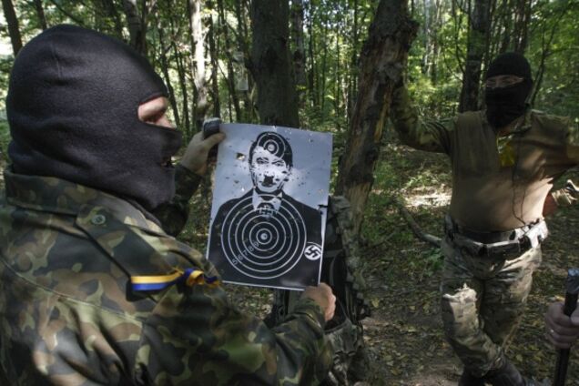 Партизаны? Генерал рассказал о загадочной 'третьей силе' на Донбассе