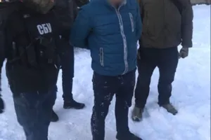 Угрожал водителю: в Киеве погорел на взятке замглавы патрульной полиции Борисполя