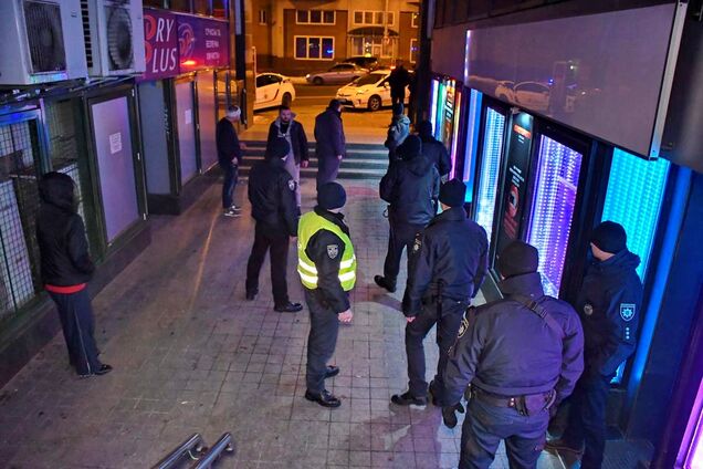 Стрілянини не було? Спливли несподівані деталі нічної бійки в центрі Києва