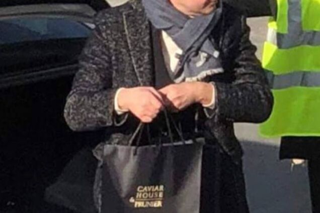 VIP-сервис и бизнес-класс: стало известно, как министр культуры Нищук путешествовал в Швейцарию