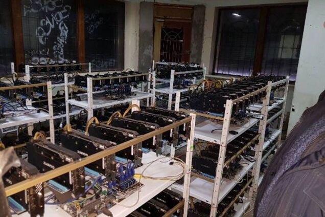 Поліція викрила наркоторговців, що займалися майнінгом