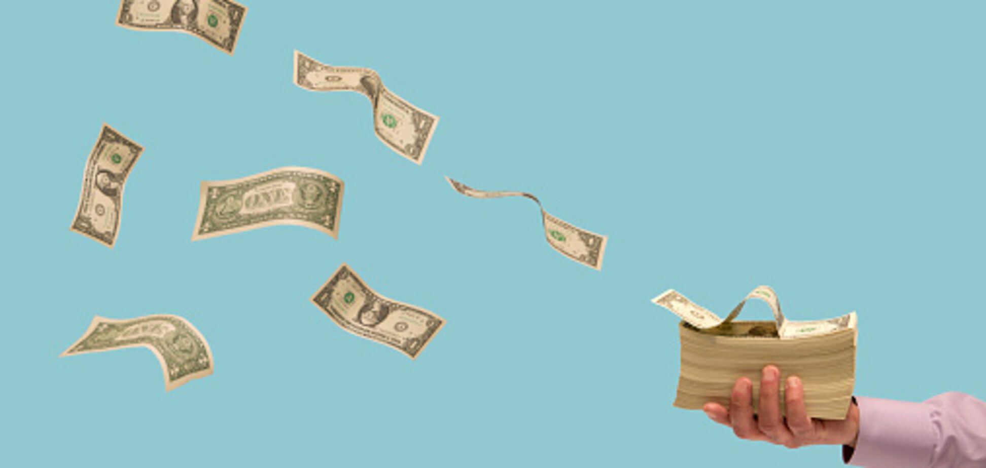 Новый антирекорд гривни: озвучен неутешительный прогноз до весны