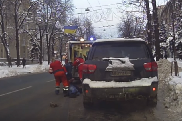 Повірили всі: у Харкові інсценували смерть чиновника. З'явилося відео