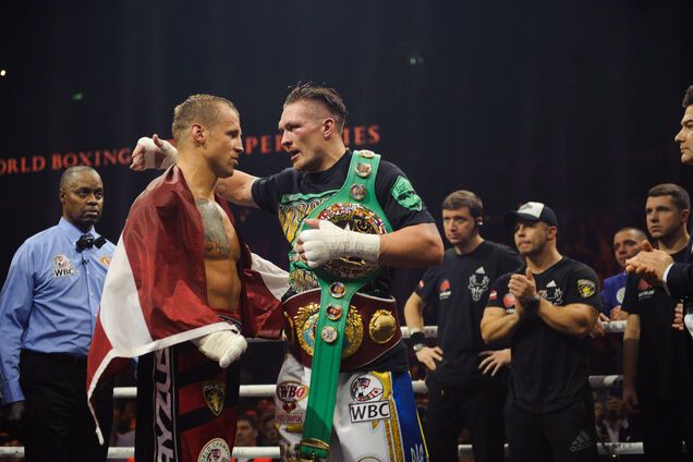 Усик Бриедис