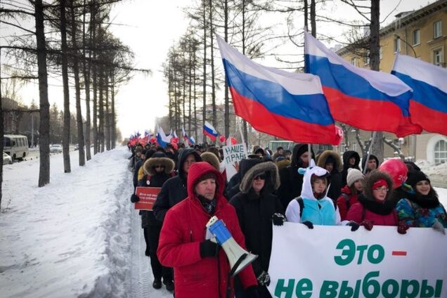 'Я не буду плакать': известный пропагандист Путина пострадал на митинге в Москве