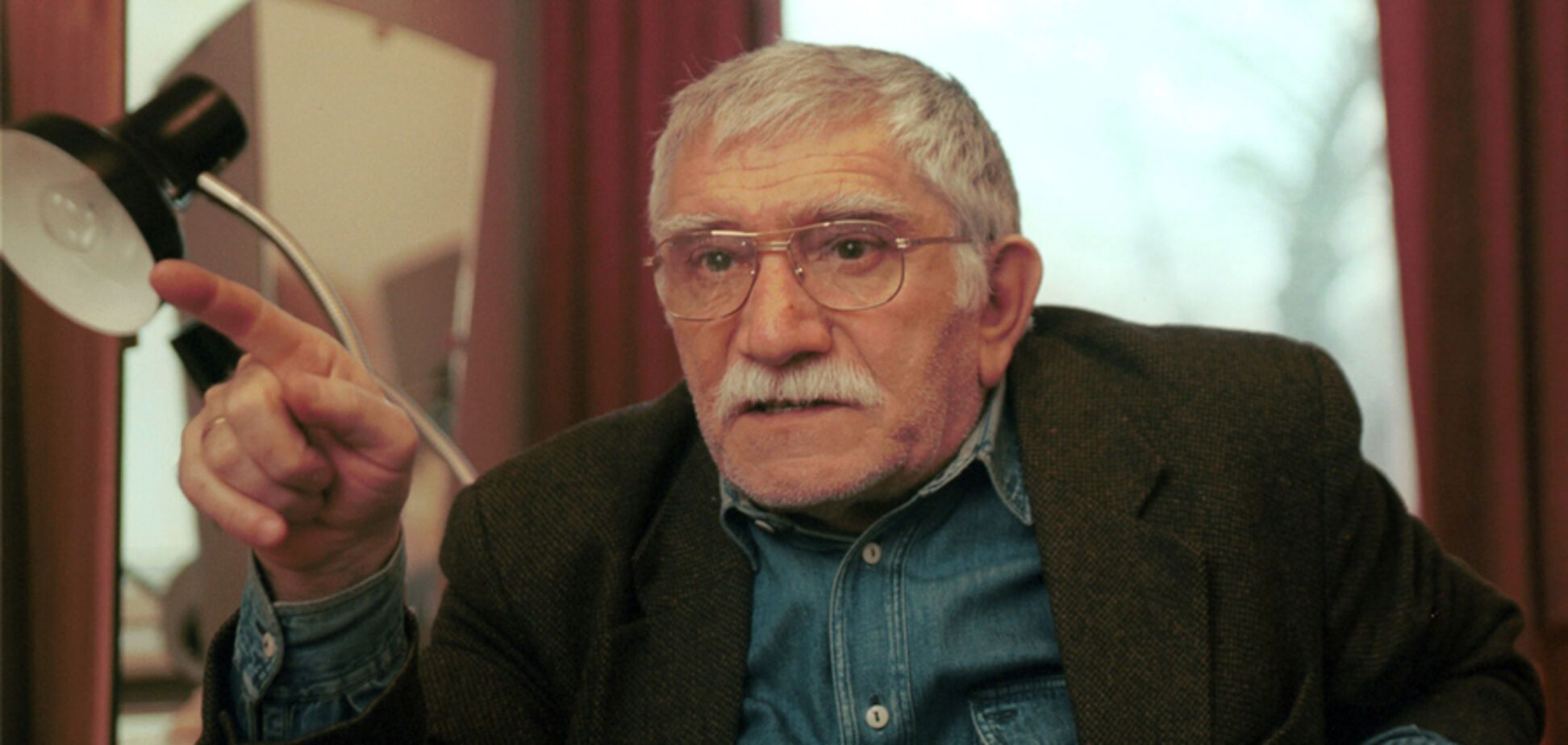 Армен Джигарханян