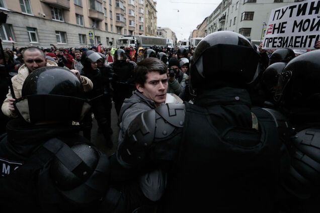 Кремль може послабити свої позиції. На те є причина – Полозов