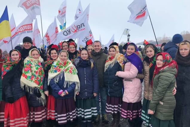 Помним каждого: Радикальная партия почтила память Героев Крут