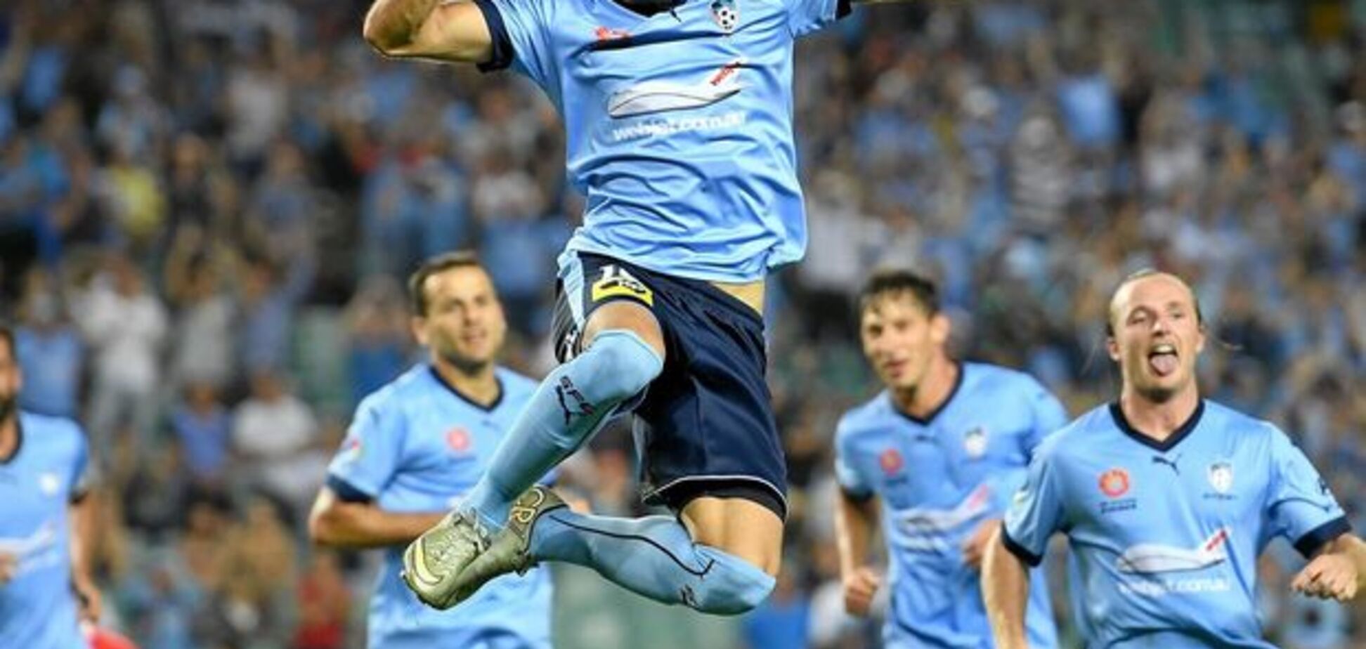 Екс-футболіст 'Динамо' забив магічний гол в стилі Мессі, обігравши 6 суперників: відео шедевра