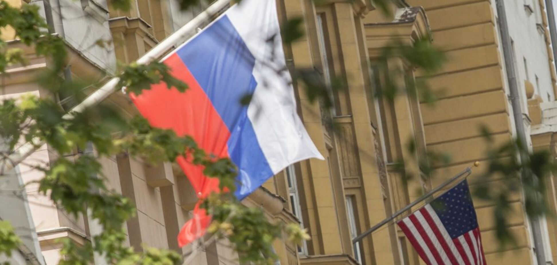 'Думаете, что мы подожмем хвост?' Россия ответила на новые санкции США