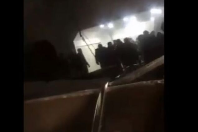 В Тбилиси обвалился потолок в метро: более 10 пострадавших