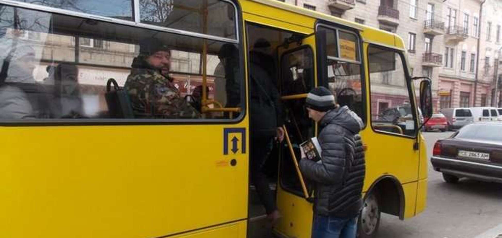 В Киеве подняли цены на проезд в 53 маршрутках: опубликован список