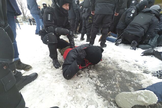 'Ламай її нах*й': мережу обурила розповідь про свавілля львівської поліції