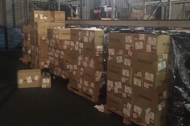 Сделано в Гонконге: в Киеве задержали нелегальное оборудование для майнинга криптовалюты