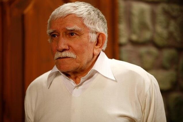 Армен Джигарханян