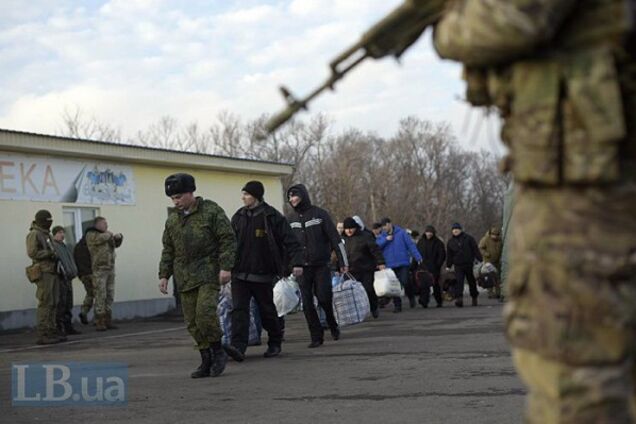 Не отримали нічого: екс-в'язні 'Л/ДНР' вразили розповіддю про життя після полону