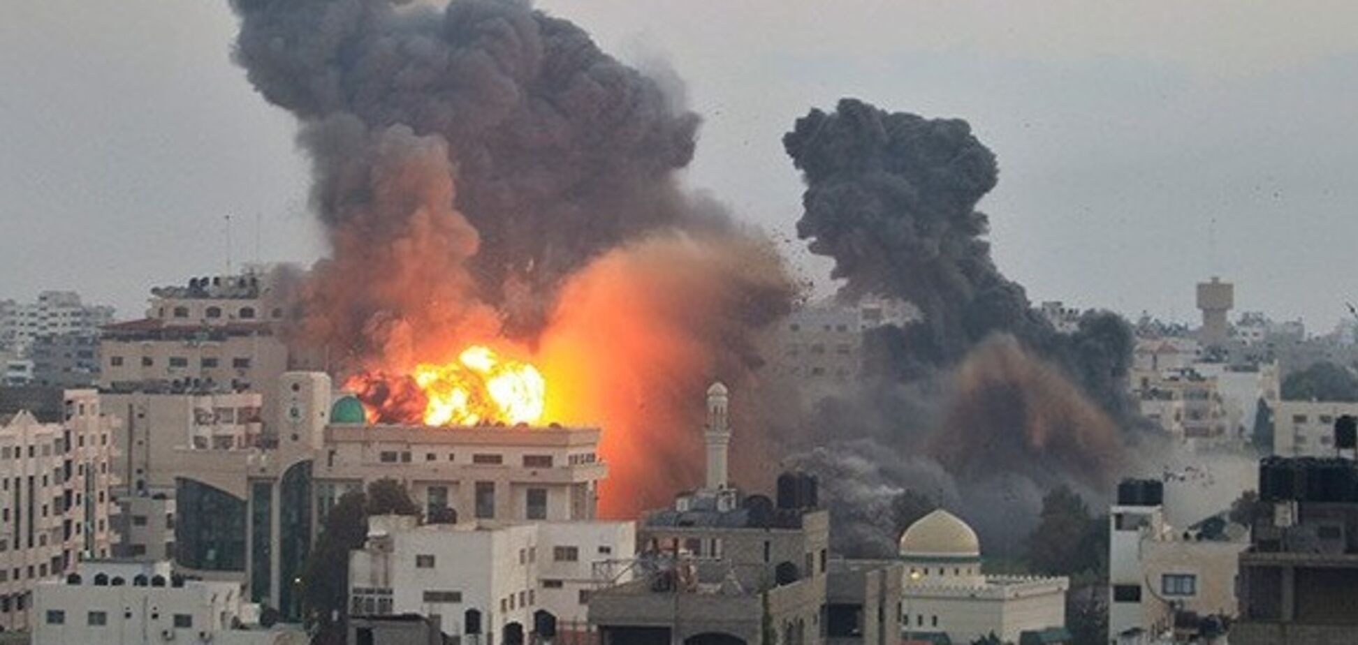 Ізраїль завдав потужного авіаудару по сектору Газа