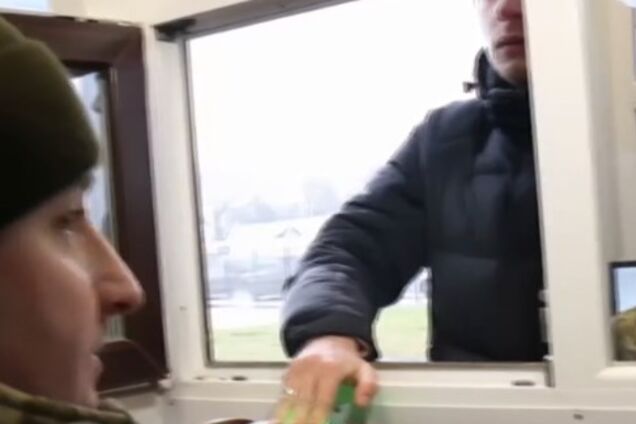 'Мы не виноваты!' Россиян возмутил новый контроль на границе Украины