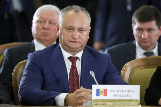 Все из-за России: президента Молдовы снова сняли с должности