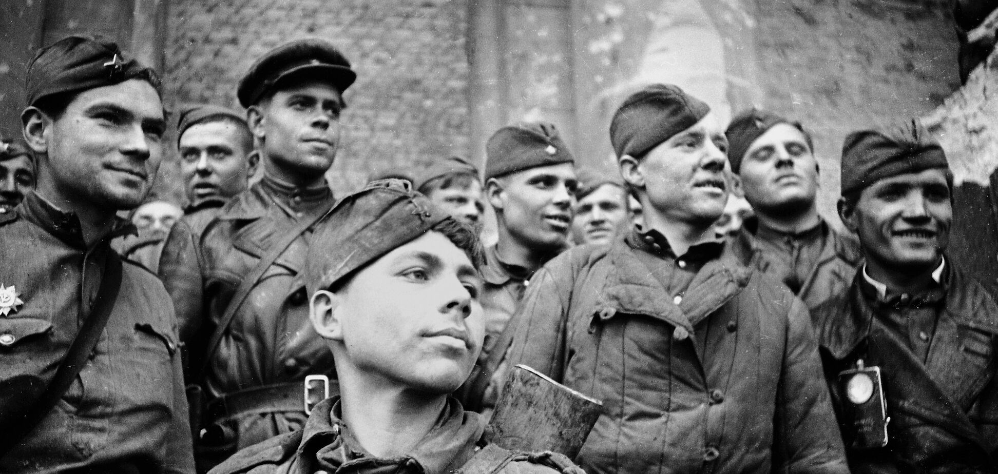 Россия негодует: Латвия приравняла солдат СССР к нацистам