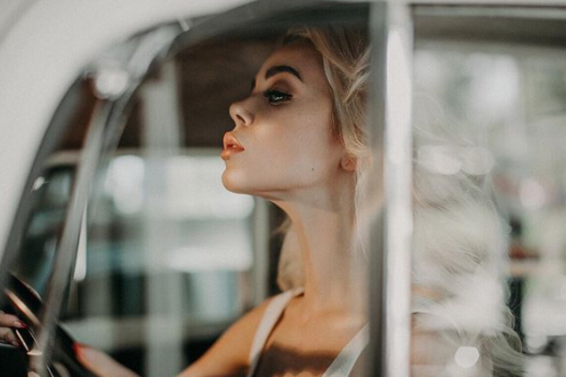 Аліна Гросу