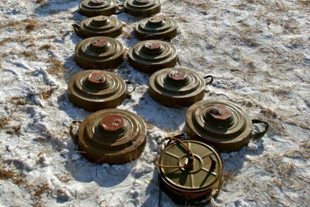 Населені пункти на Донбасі взяли в мінне кільце