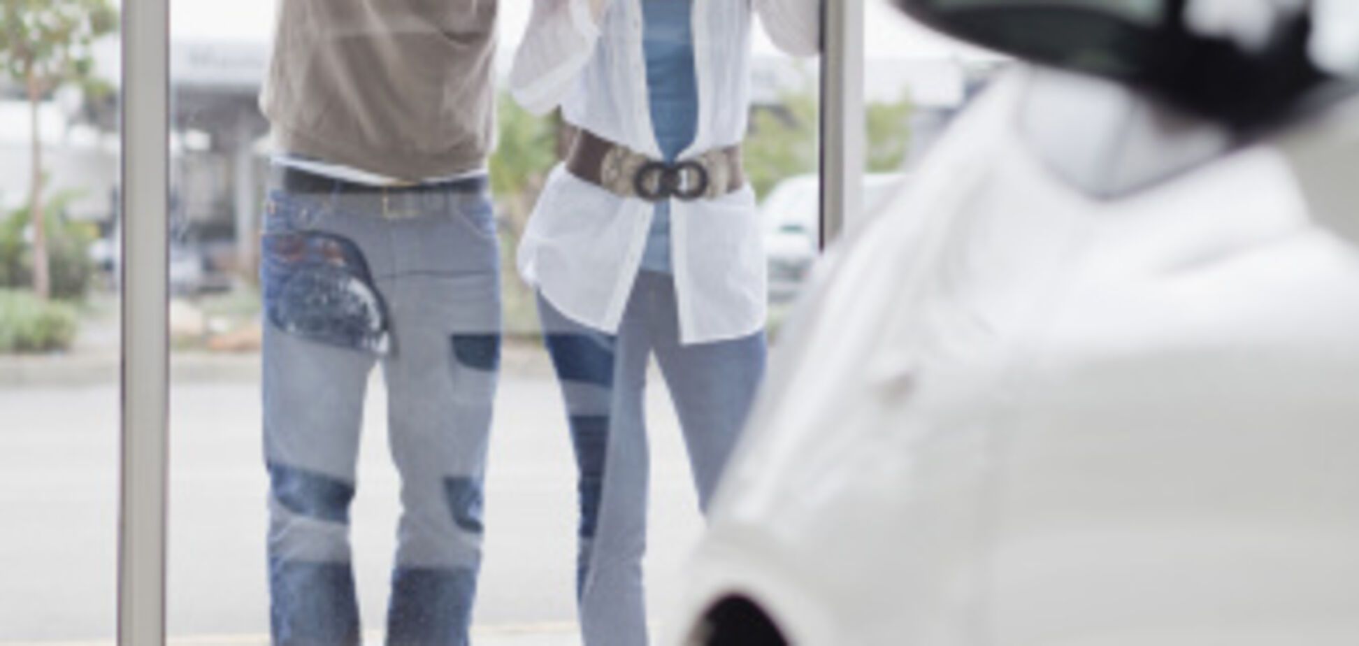 Партия самых дешевых автомобилей в мире прибыла в Украину: фото и видео