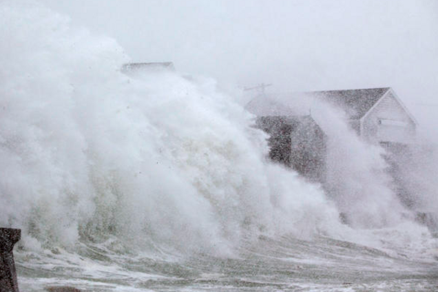 'Циклонна бомба': на США обрушилися сильні снігопади та морози