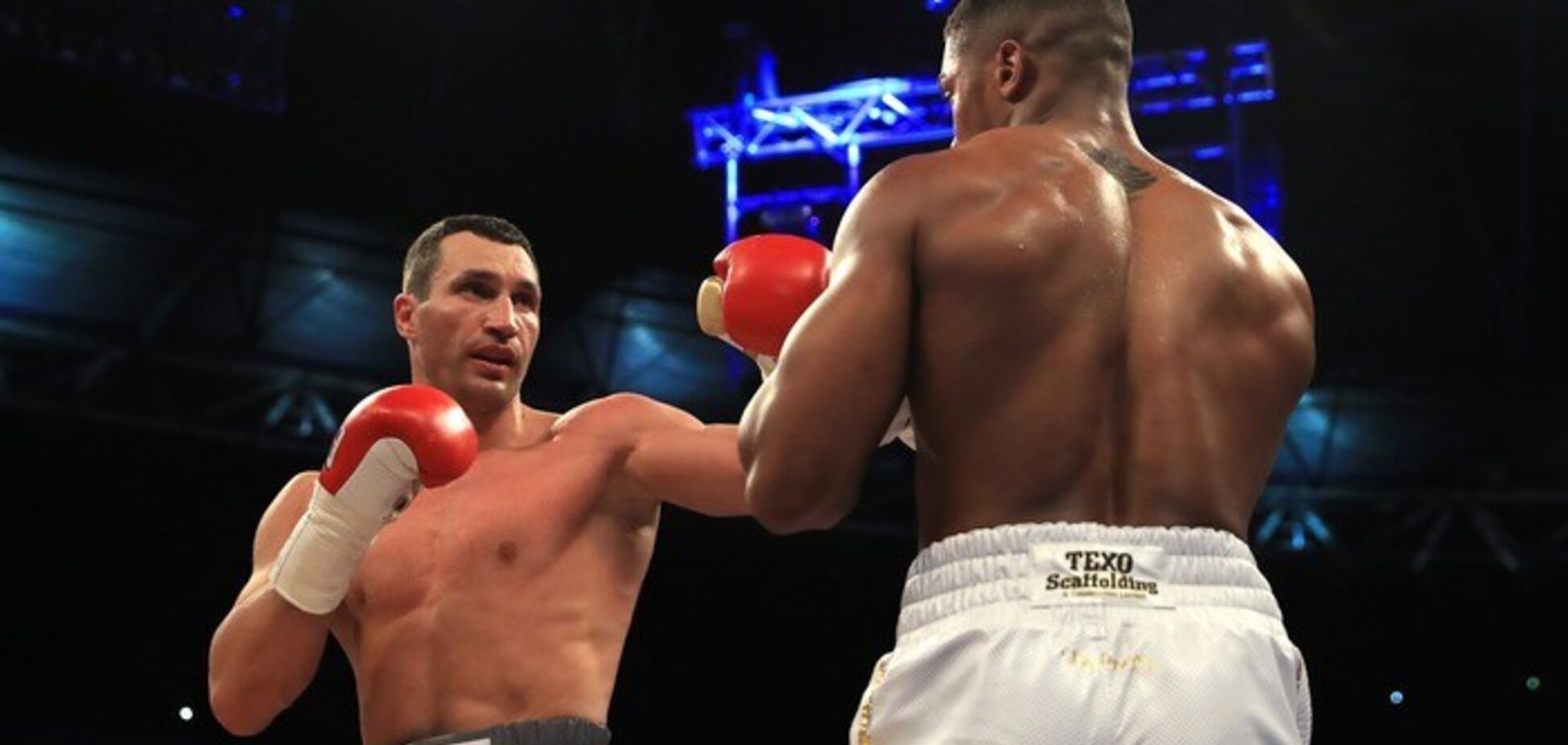 В Англії вибухнув гучний скандал через бій Кличко - Джошуа