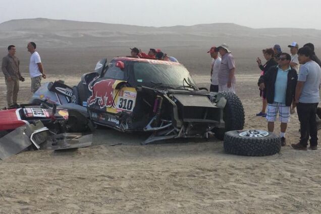 На легендарному ралі 'Дакар' сталася страшна аварія: опубліковано відео
