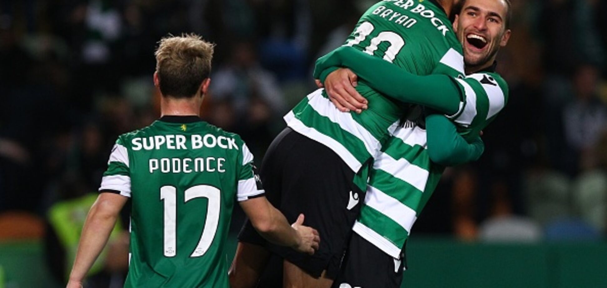 Звездный голландский футболист оформил хет-трик, 13 раз коснувшись мяча за игру: видео голов