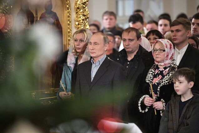 'Мутирует': в биографии Путина нашли внезапные 'белые пятна'