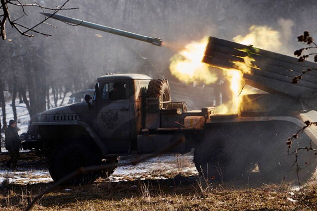 Террористы дважды прицельно обстреляли украинских бойцов: в ВСУ решили не отвечать