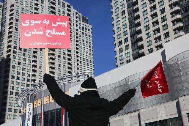 Гнев протестующих направлен против России