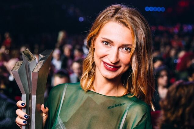 ''Мені було 18 років'': українська поп-зірка вперше розповіла про роман з одруженим продюсером