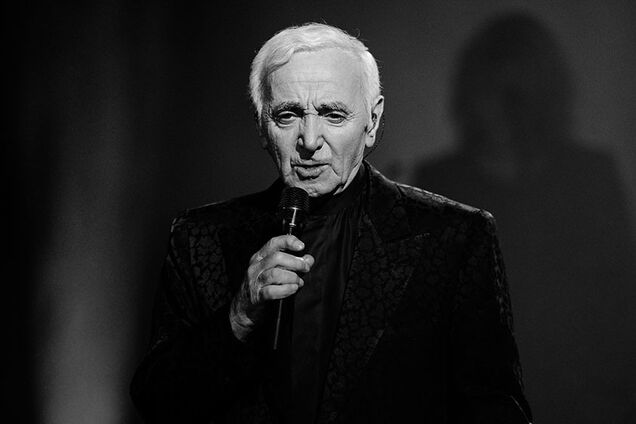 'За 19 днів до Києва': в мережі ажіотаж через смерть легендарного Азнавура