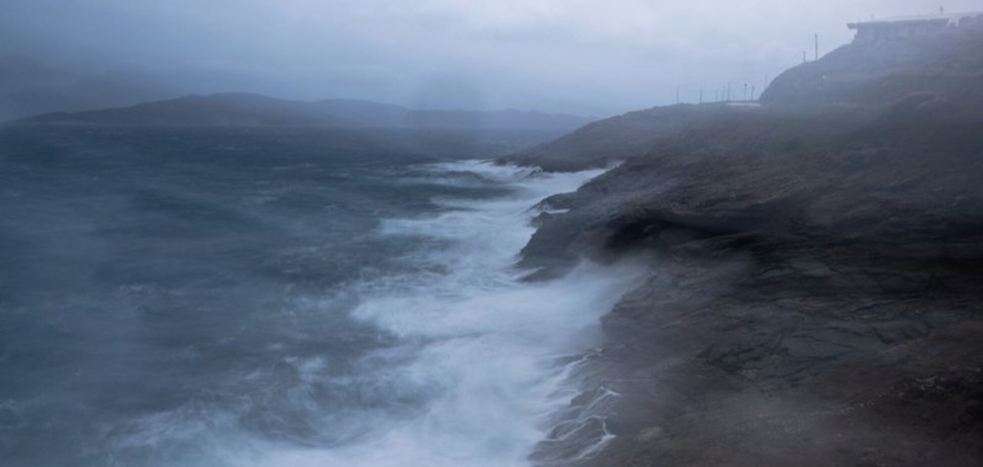 Грецию накрыл мощнейший ураган: фото и видео бушующей стихии