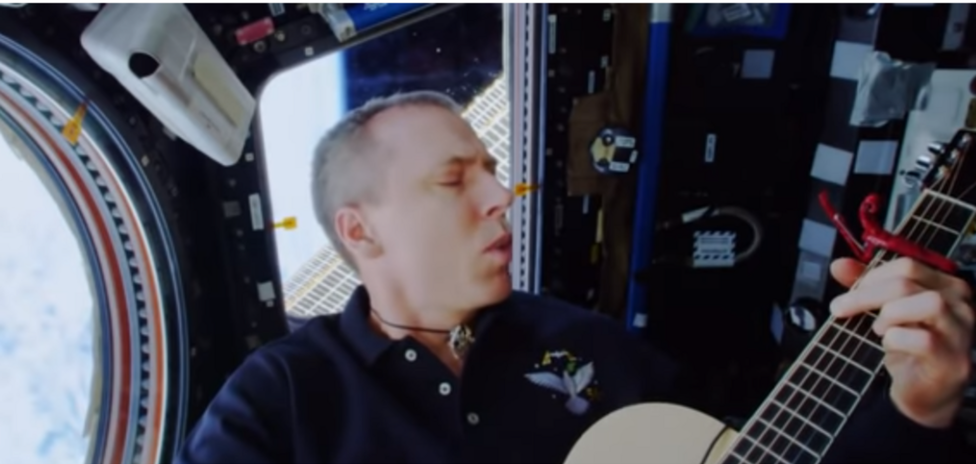 Астронавт у космосі зняв кліп для відомого рок-гурту: вражаюче відео