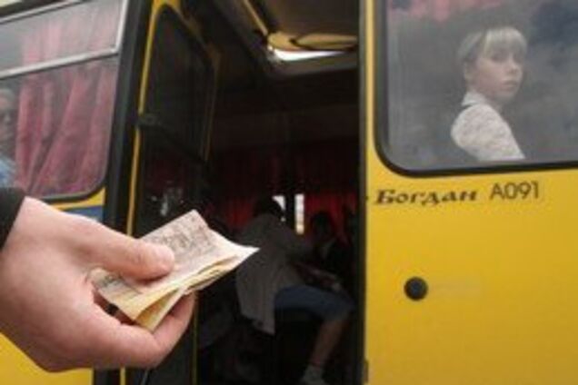 Запорожские перевозчики требуют повысить стоимость проезда в маршрутках