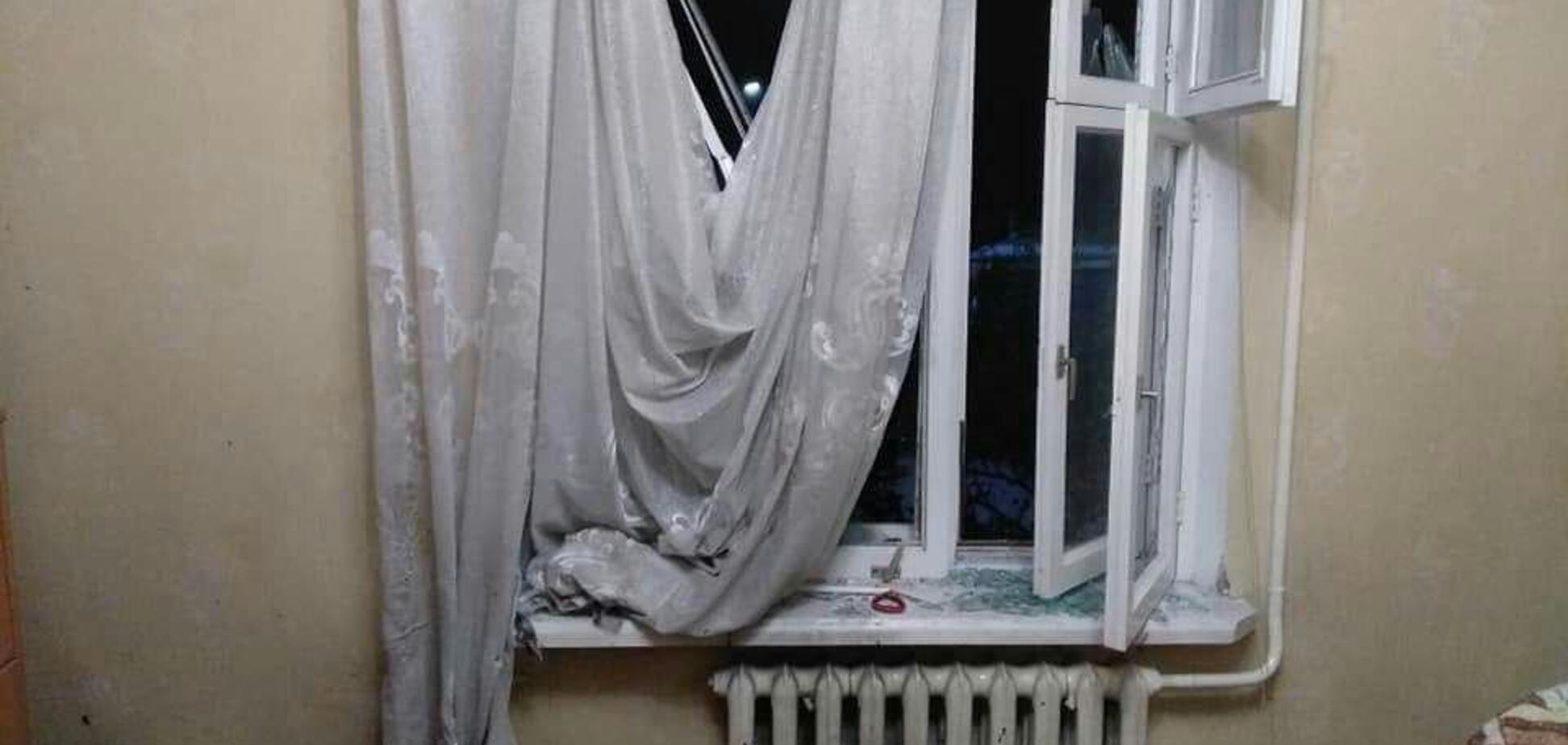 ''Спасла занавеска'': появились новые детали налета на дом активиста под Киевом