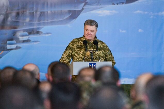 Взрывы в Ичне: Порошенко назвал официальную версию