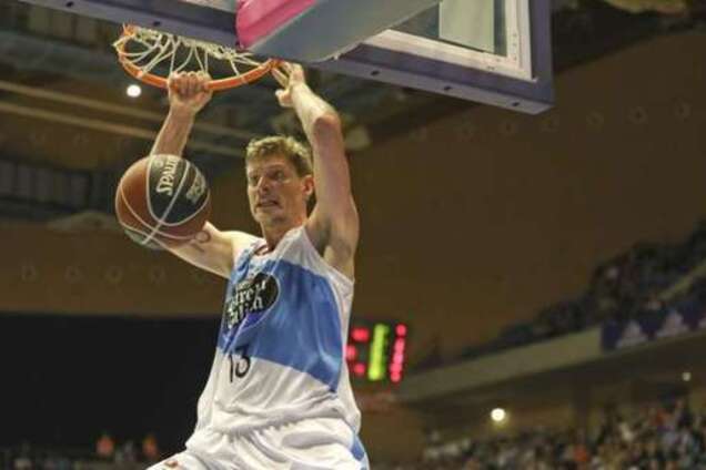 Артем Пустовой