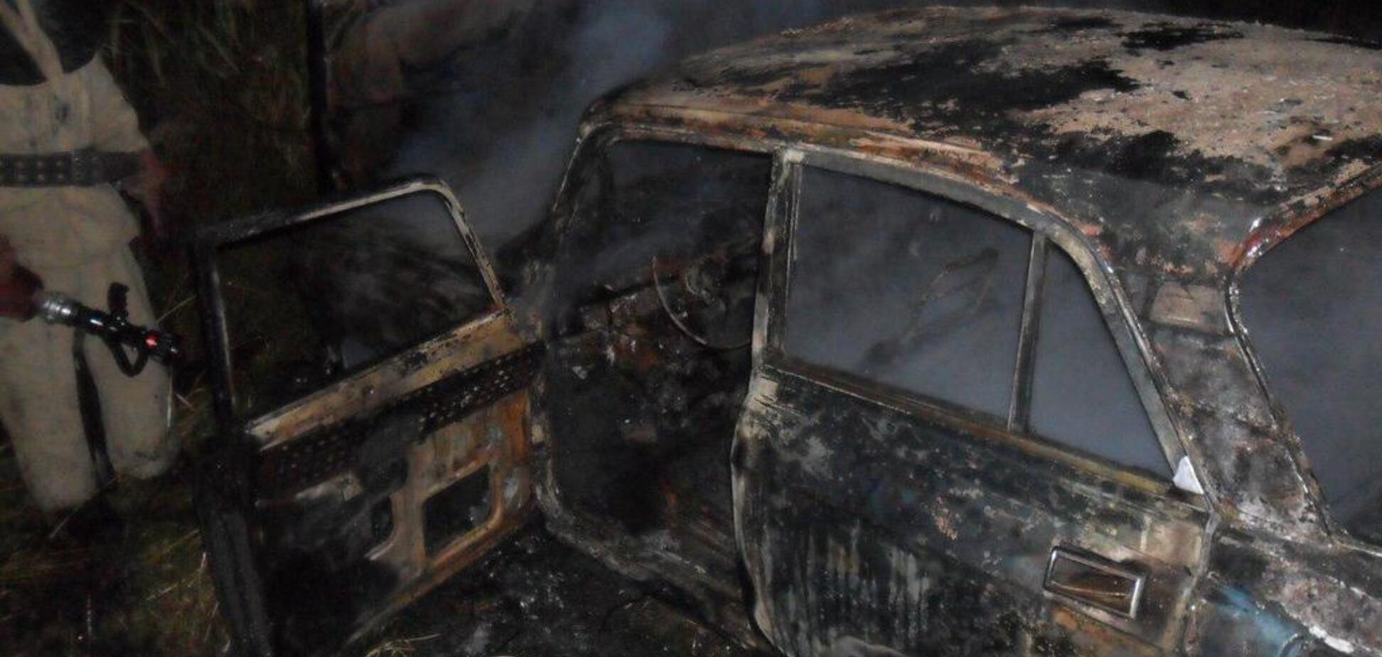В Запорожской области по неизвестным причинам сгорел 'Москвич' (ФОТО)