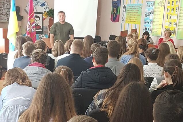 ''Мені важливо знати, ЗА ЩО Я ТАМ ВОЮЮ?''