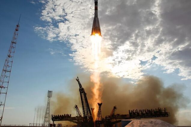 Уже 13 невдалих ракет: Росії напророкували космічний провал