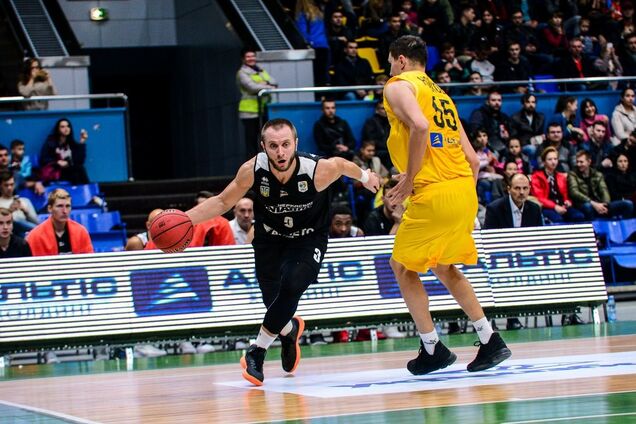 Сенсація від чемпіона і успіх Києва: результати Суперліги Парі-Матч