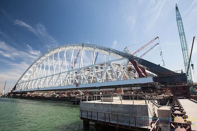 Крымский мост начал двигаться! Появились фото критического ЧП