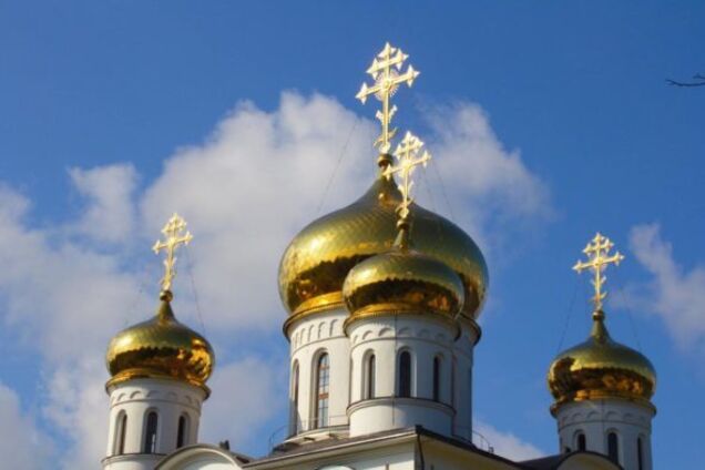 Правда  торжествует: московскому батюшке придется перейти в Украинскую церковь